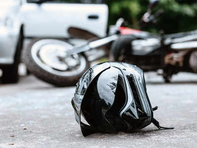 20-year-old biker dies as car crashes into him