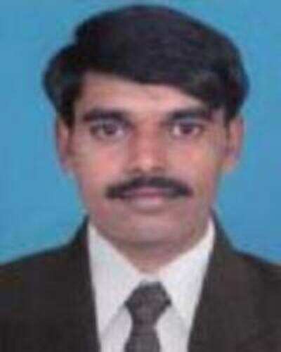 Murder accused studies his case in jail