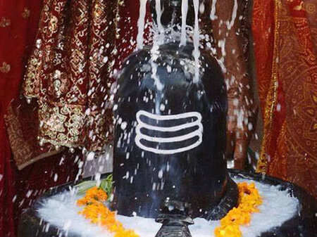 Lord Shiva Mantras, Rudra Chanting, and 'Om Jai Shiv Omkara' aarti