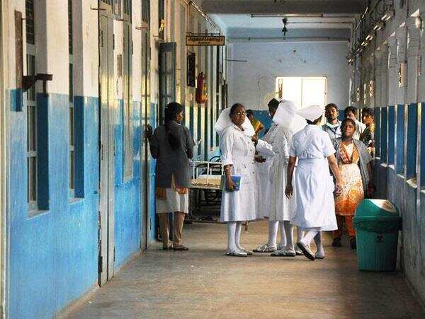 Students clash at CET, six injured