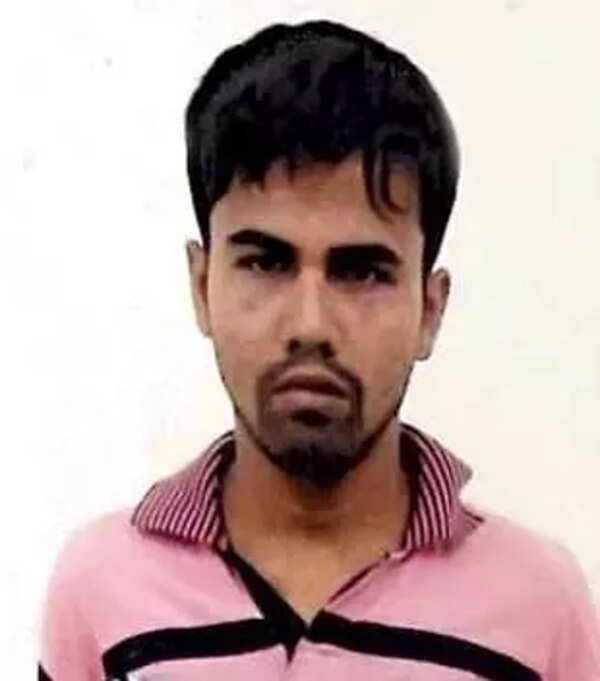 Two brothers sentenced to life imprisonment for killing two during Ganesha immersion