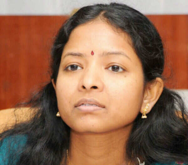 PU department director shifted out over chemistry paper leak