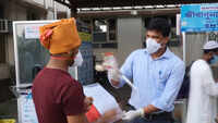 Siliguri: 30 patients who recovered from Covid-19 felicitated by hospital staff, administration 
