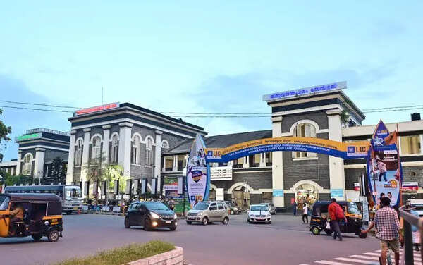 Central station redevelopment leaves congestion questions