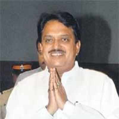 Guv tells outsiders not to defame Maharashtra