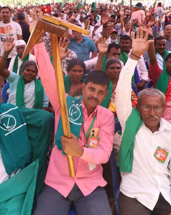 Farmers fume again as KIADB sets deadline for voluntary land contribution for Aerospace Park