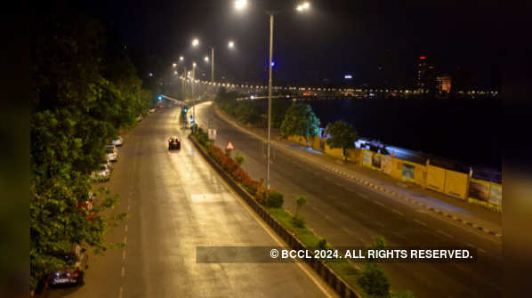 Night curfew in Mumbai