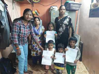 Yuva Sena women members enroll street kids into BMC schools
