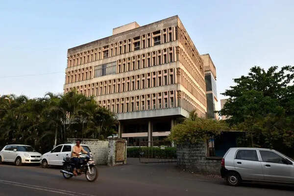 KDCC bank raises loan limit for Ladki Bahin beneficiaries to Rs 50,000