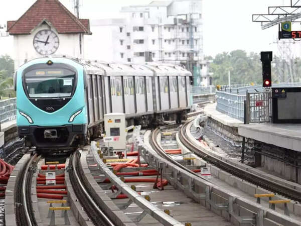 Kochi: KMRL orders inspection of stretch along metro route from Aluva to Maharaja’s College