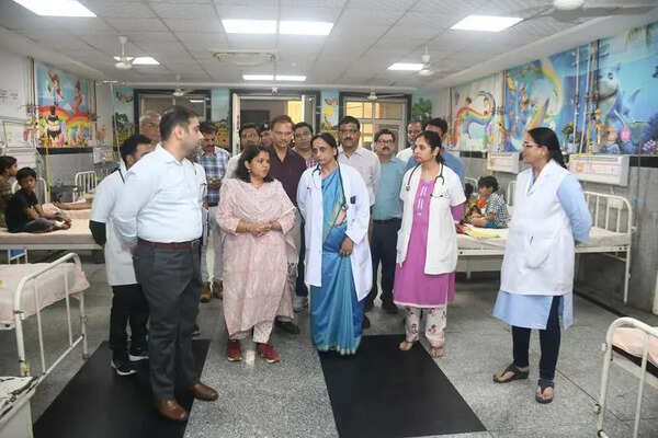 Govt suspends 2 more docs over Kota C-section deaths