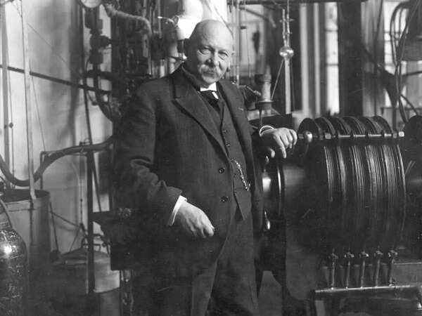 In 1911, a physicist cooled mercury and found something about electricity that changed modern physics