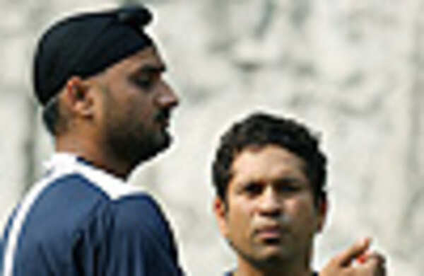 World Cup will be our gift to Sachin: Harbhajan
