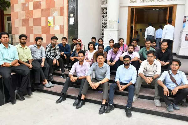 Jr docs strike after IMS resident’s suicide attempt over ‘work stress’