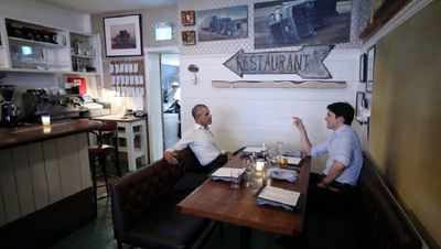 This photo of Barack Obama, Justin Trudeau hanging out together will make people swoon