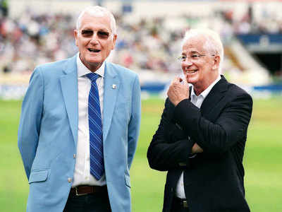 England great David Gower pays tribute to former captain Bob Willis