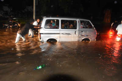 Hyderabad: Heavy rains throw life out of gear
