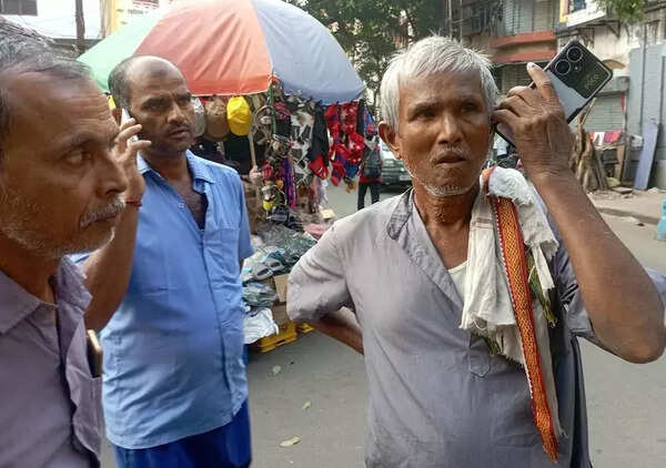 Taxis go missing, prompt cabbies to sleep inside cars