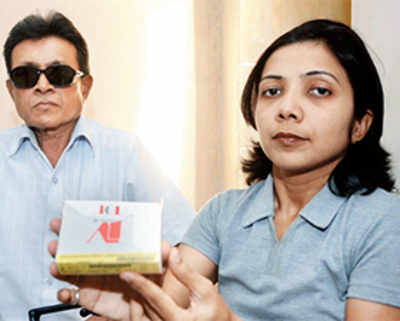 Doc who infected man with expired lens to pay him Rs 5L