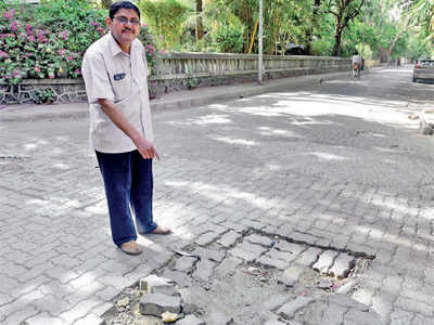 #MumbaiSpeaks: Four footpaths that are pedestrians’ nightmare due to uneven paver blocks