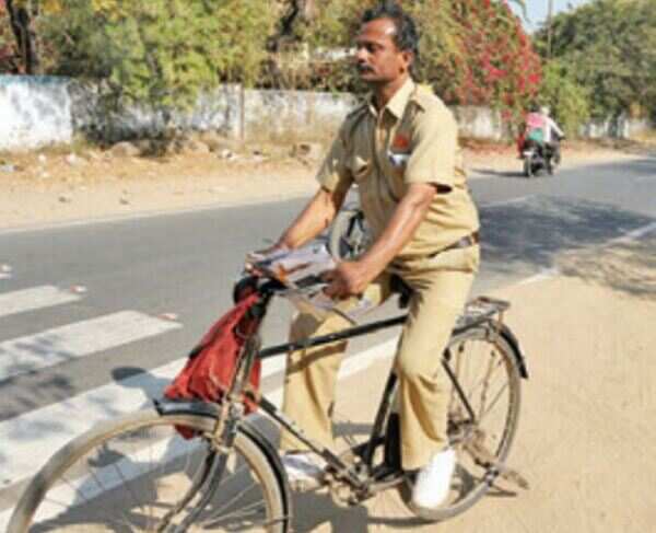 Friendly postman also delivers e-memos
