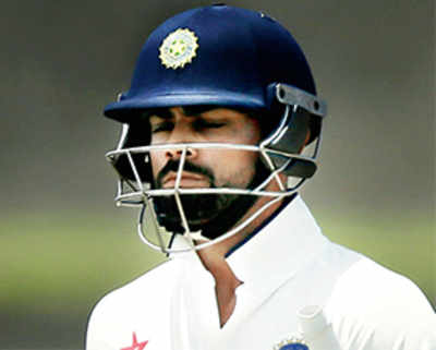 Kohli blames batsmen for abject defeat
