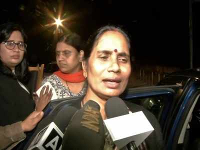 Asha Devi: Hugged Nirbhaya’s picture soon after the rapists were hanged