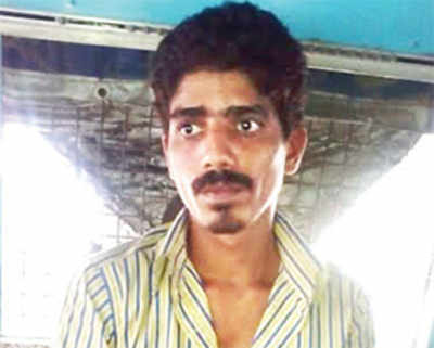 What the muck! Accused flees, hides in drain for 4 hrs