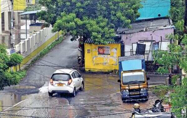In Thiruvanmiyur, houses built on encroached road despite HC order