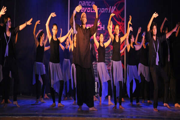 Youngsters rocked the dance show, Dance evolution IV, withpower-packed performances at Sai Sabhagruha in Nagpur