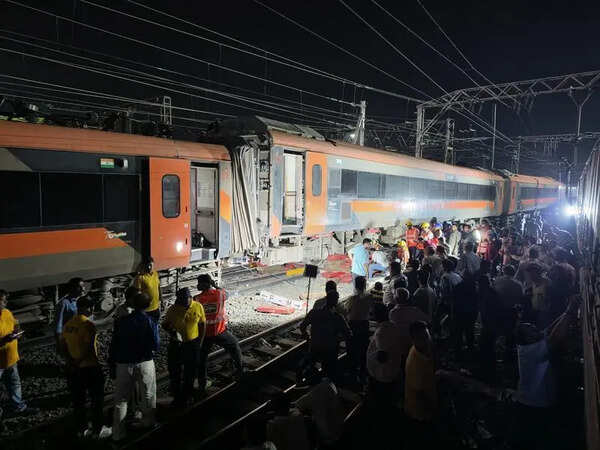 Vande Bharat coach derails in Pune; none hurt, services hit