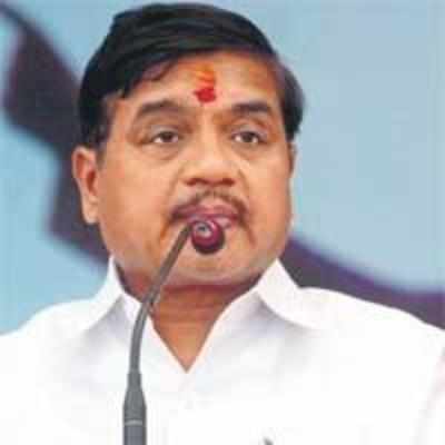 No clean chit for Raj: Dy CM