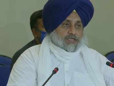 Parkash Singh Badal sent strong message to government by returning Padma Vibhushan award: Sukhbir Singh Badal