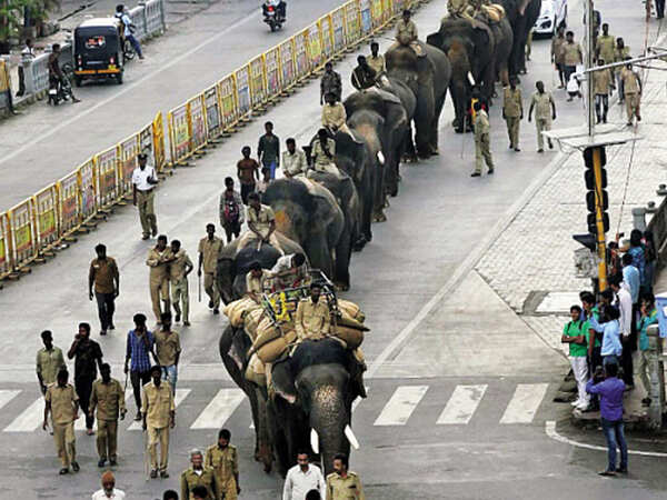 Low-key Mysuru Dasara, Jamboo Savari confined to palace