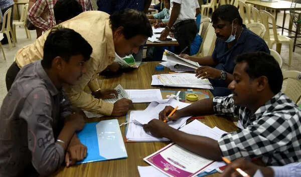 Only 96 CBSE Class XII students scored centum across India: Low scores in physics results may affect aspiring engineers; Educationists say changing the approach to teaching may help