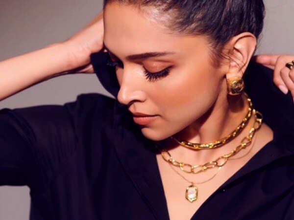 6 stylish ways to layer your necklaces
