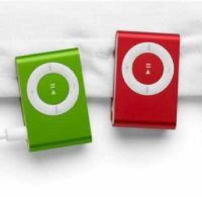 Apple celebrates Christmas for a cause with their new range of iPods
