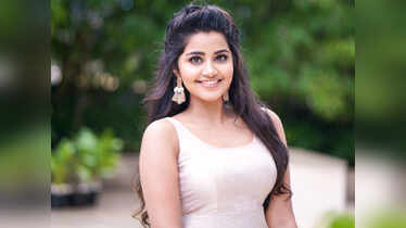 Happy Birthday Anupama Parameswaran: 5 best movies of the actress ...