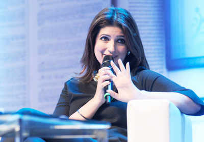 Twinkle Khanna defends husband Akshay Kumar's controversial 'bajao' comment
