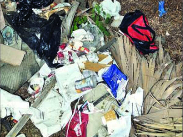 Airport raises stink as SMC removes garbage containers