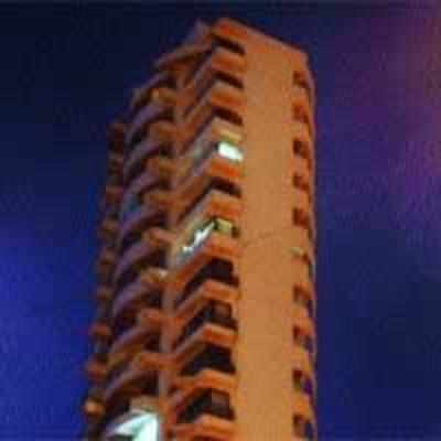 Residents of Har Siddhi Heights to live in dark for one more week