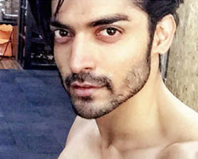 Chiselled, and chasing Monday blues away with Gurmeet