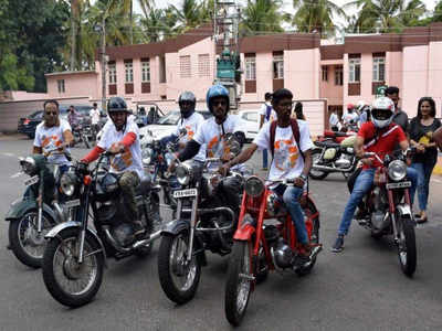 Bikers celebrate Jawa Day online