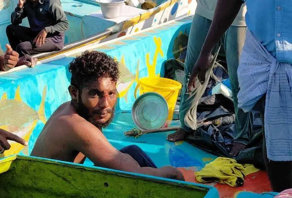 TN fishers capture Lankan pirate after mid-sea attack
