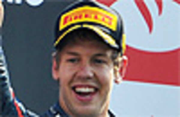 Vettel makes it a one-man show at Monza