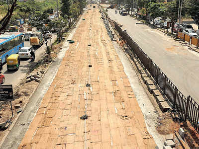 BBMP completed just 10% of white topping work announced in ’16