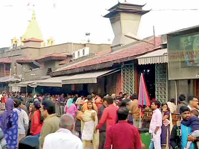 Shirdi observes day-long bandh over Sai Baba controversy