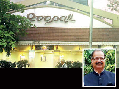 FIR against Roopali manager for cheating FIR against Roopali manager for cheating