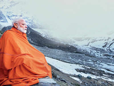 PM offers prayers at badrinath