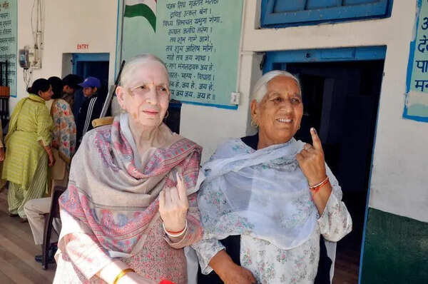Congress, BJP trade victory claims as HP civic poll results roll in